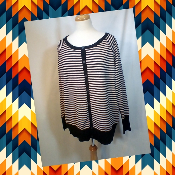 Lane Bryant Shimmer Light Weight Sweater - Picture 11 of 11